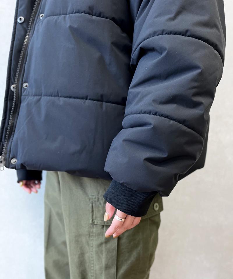 スタンドネック中綿ジャケット