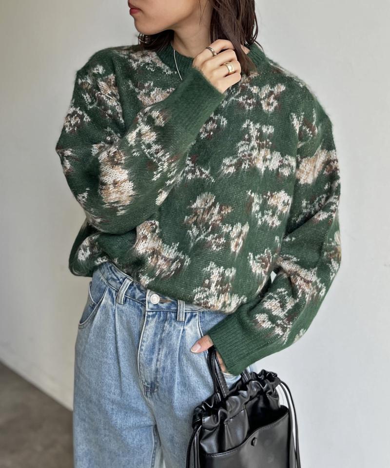 ぼかし花柄シャギーニット