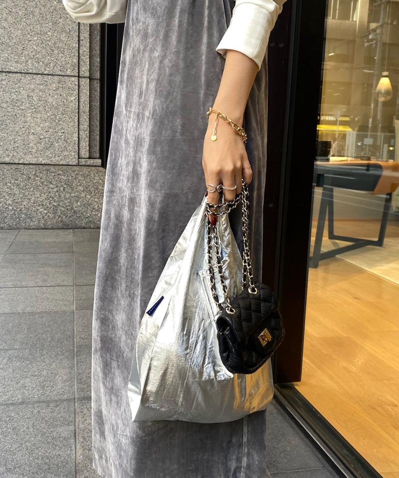 【BAGGU/バグゥ】23HO BABY BAGGU メタリック