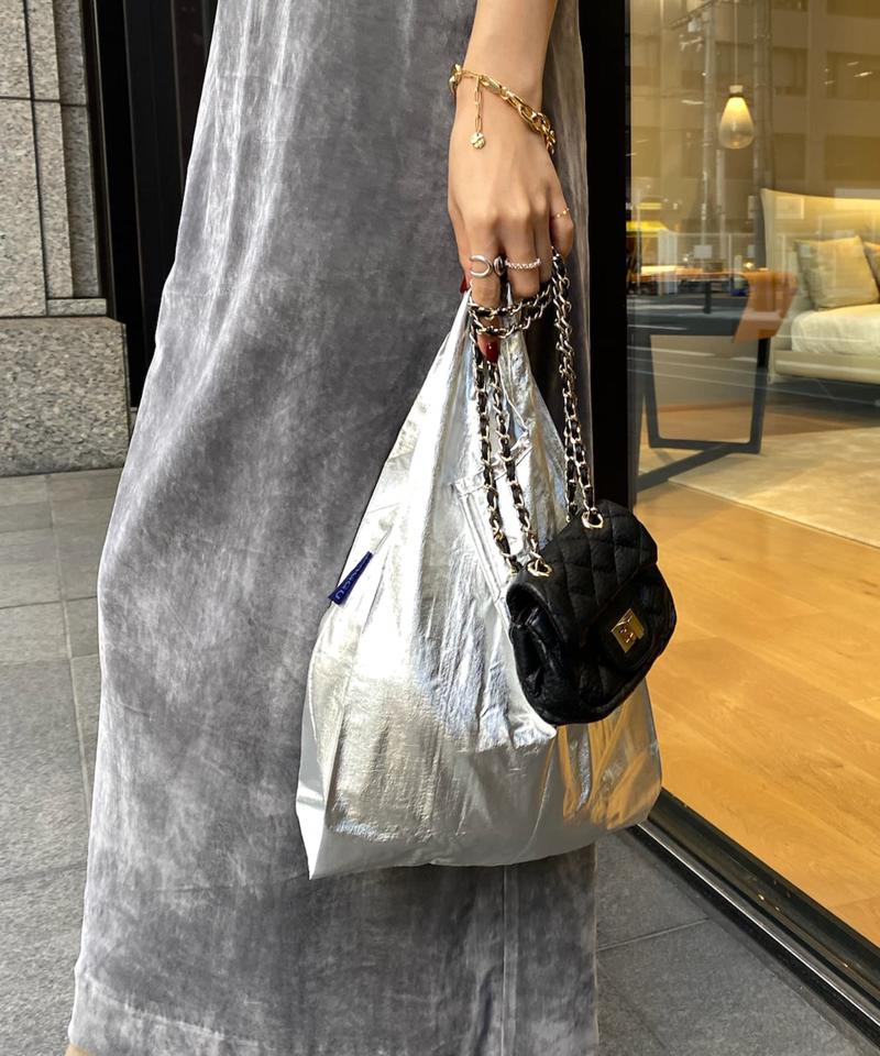 【BAGGU/バグゥ】23HO BABY BAGGU メタリック
