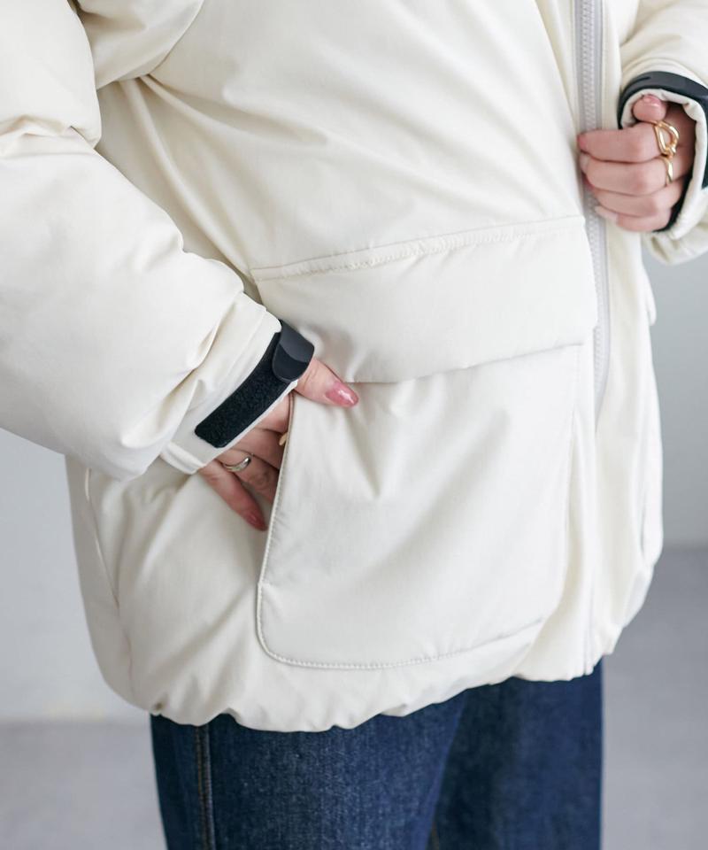 【ユニセックス】ナイロンストレッチ中綿フード付きブルゾン