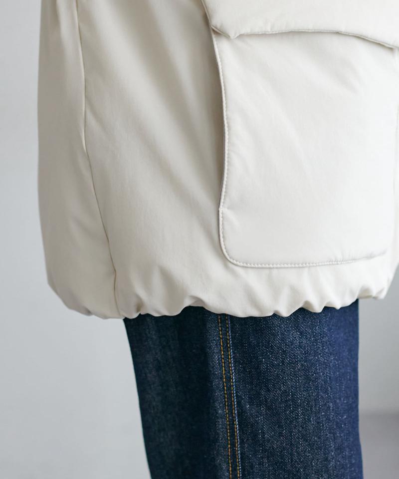 【ユニセックス】ナイロンストレッチ中綿フード付きブルゾン