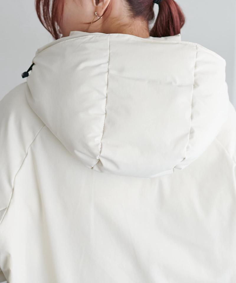 【ユニセックス】ナイロンストレッチ中綿フード付きブルゾン