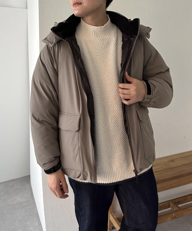 【ユニセックス】ナイロンストレッチ中綿フード付きブルゾン