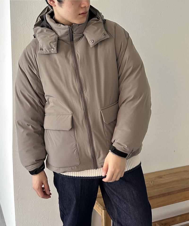 【ユニセックス】ナイロンストレッチ中綿フード付きブルゾン