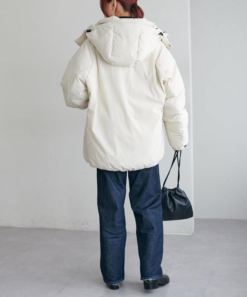 【ユニセックス】ナイロンストレッチ中綿フード付きブルゾン