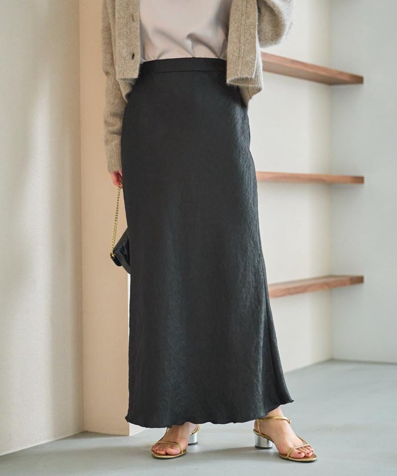 【名品・4サイズ展開】きらきらサテンロングナロースカート