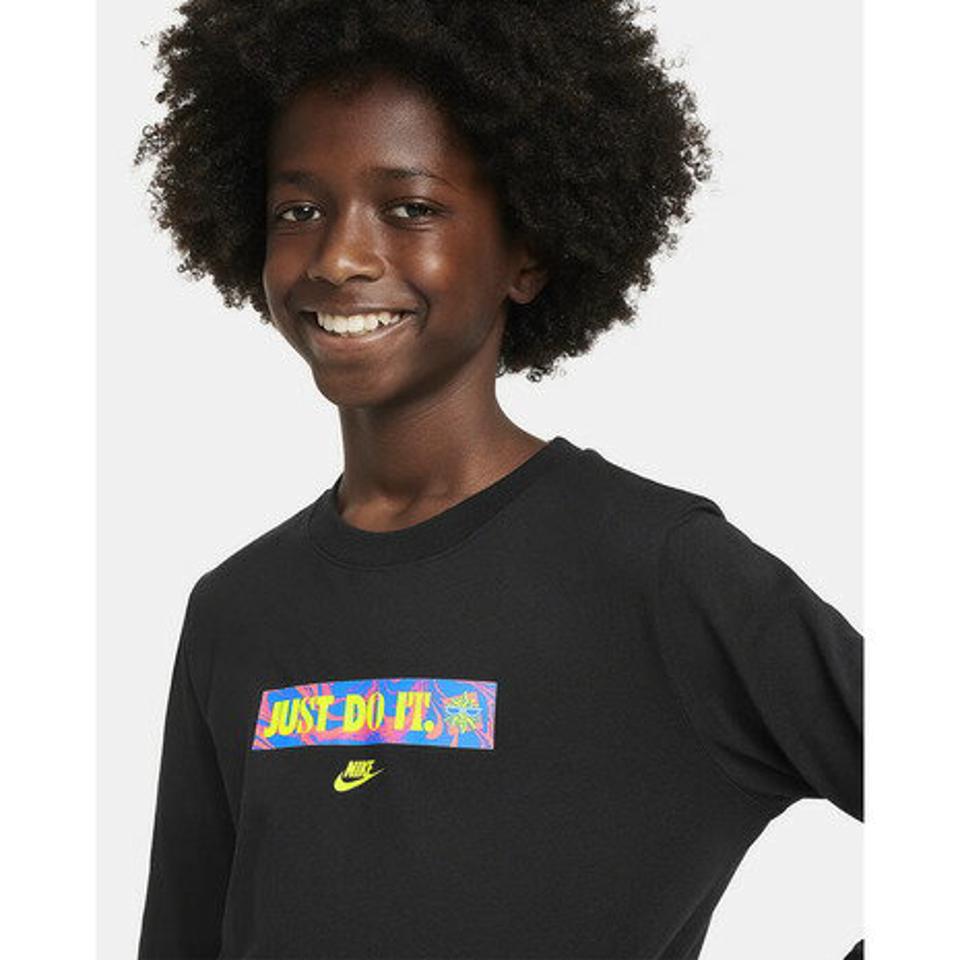 ナイキ（NIKE）（キッズ）ジュニア スポーツウェア ロングスリーブ Tシャツ FN9636-010