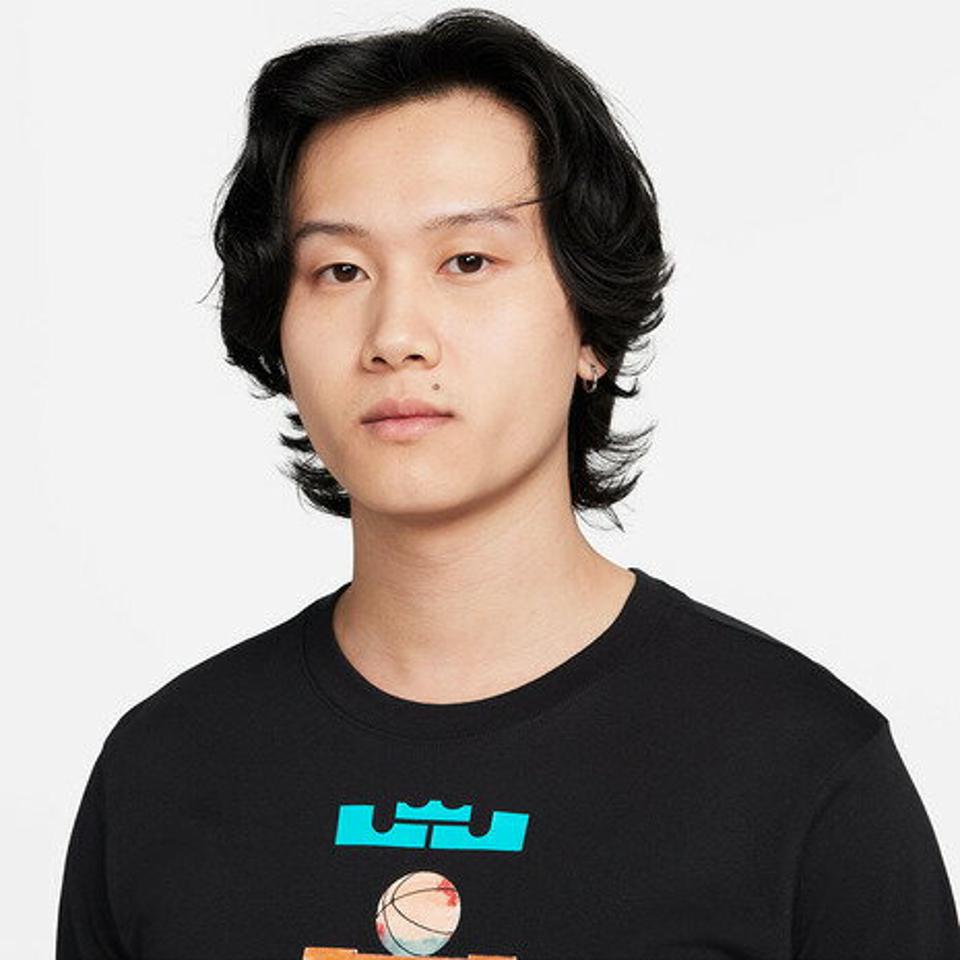 ナイキ（NIKE）（メンズ）バスケットボールウェア レブロン 長袖Tシャツ FQ4909-010