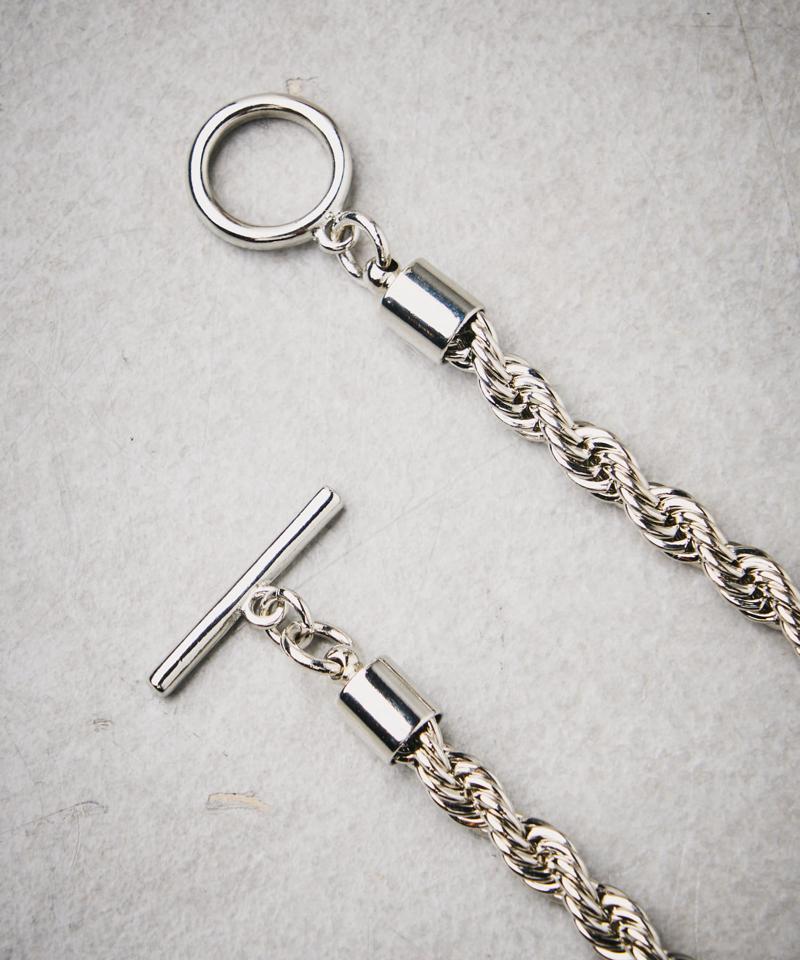 ネジレショートネックレス