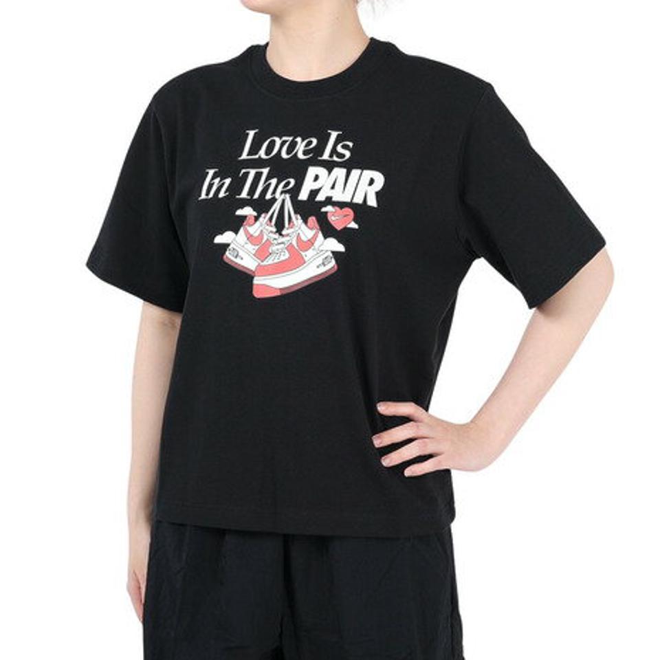 ナイキ（NIKE）（レディース）OC 1 ボクシー VDAY 半袖 Tシャツ FQ8871-010