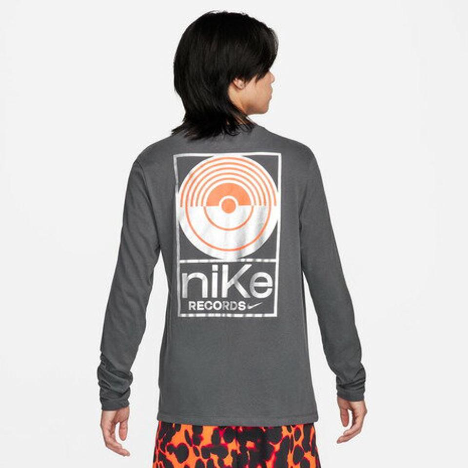 ナイキ（NIKE）（メンズ）AS ドライフィット ロングスリーブ フィットネス Tシャツ スタジオ '72 FQ3879-060