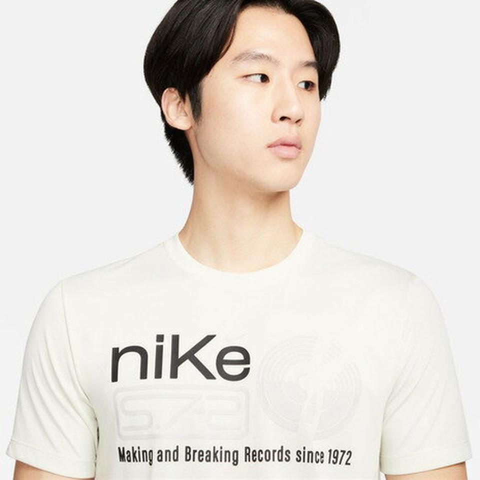 ナイキ（NIKE）（メンズ）AS ドライフィット フィットネス Tシャツ RLGD スタジオ '72 FQ3877-020