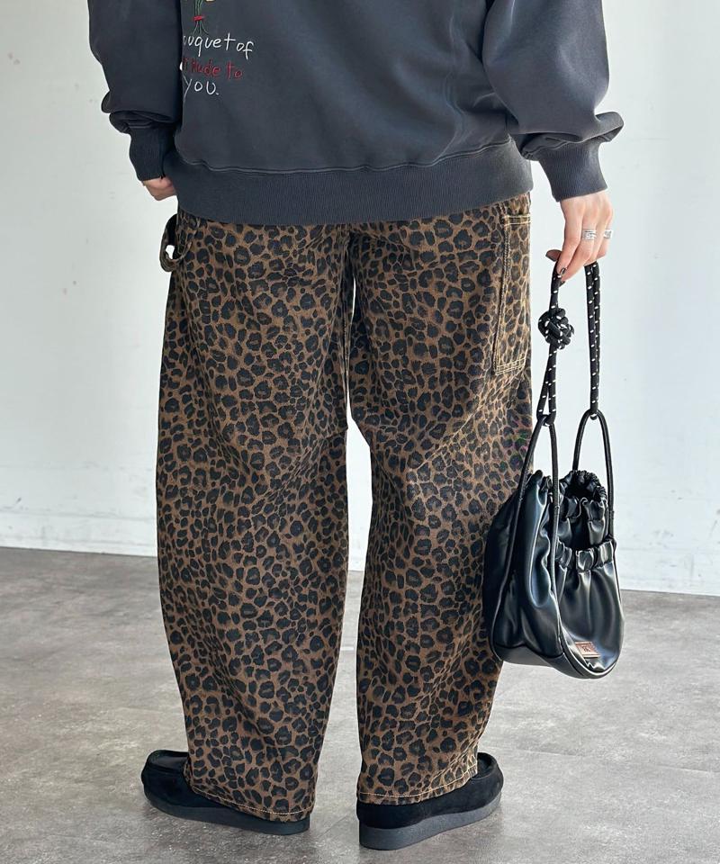 カーブペインターデニムパンツ