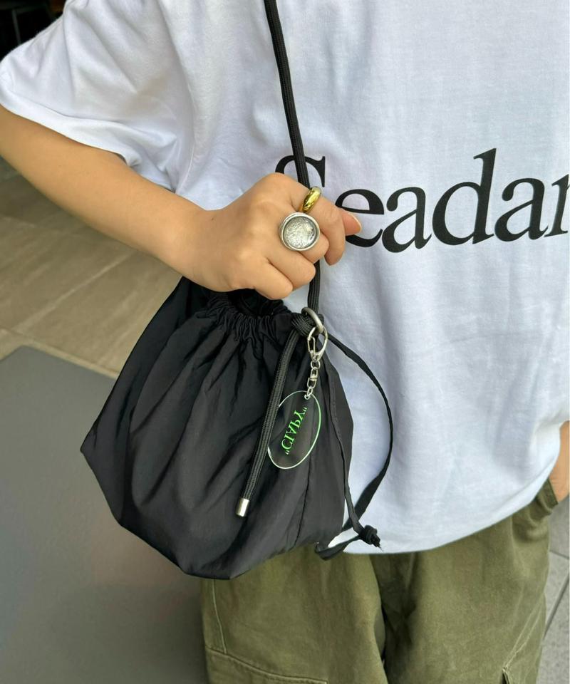 【UNISEX】2WAY巾着バッグ/WEB限定カラーあり/キーホルダー付き