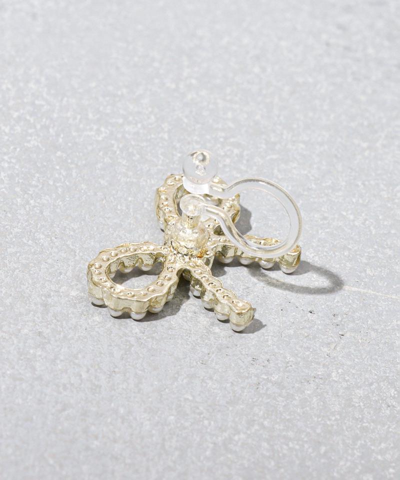 パールリボン樹脂イヤリング