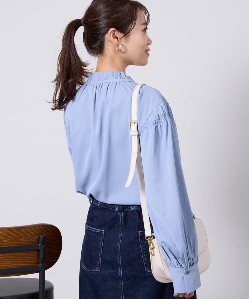 ネックフリル肩ギャザーブラウス