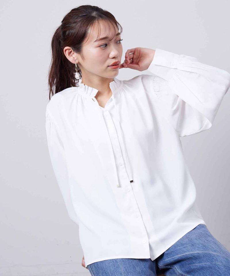 ネックフリル肩ギャザーブラウス