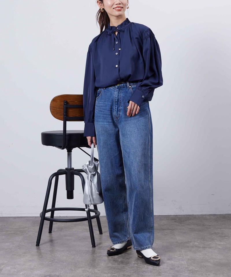 ネックフリル肩ギャザーブラウス