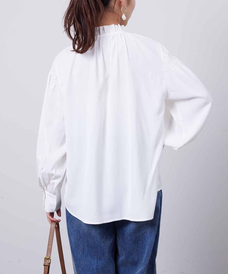 ネックフリル肩ギャザーブラウス