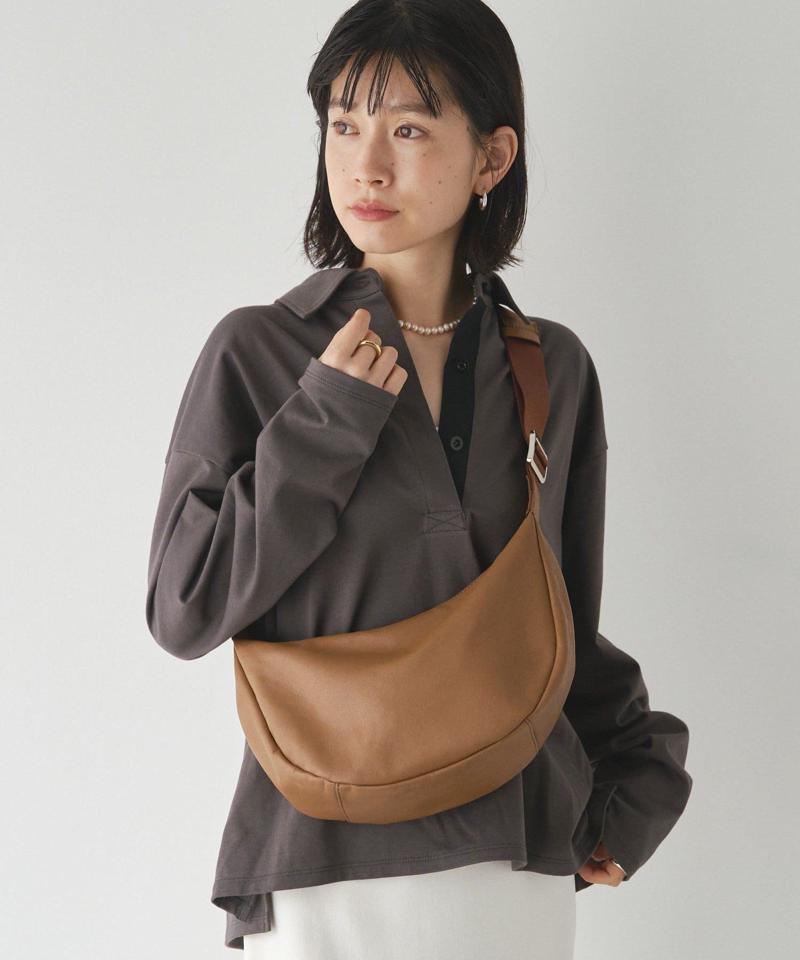 ［ショルダー人気NO.1］【名品】ソフトレザーラウンドショルダーバッグ