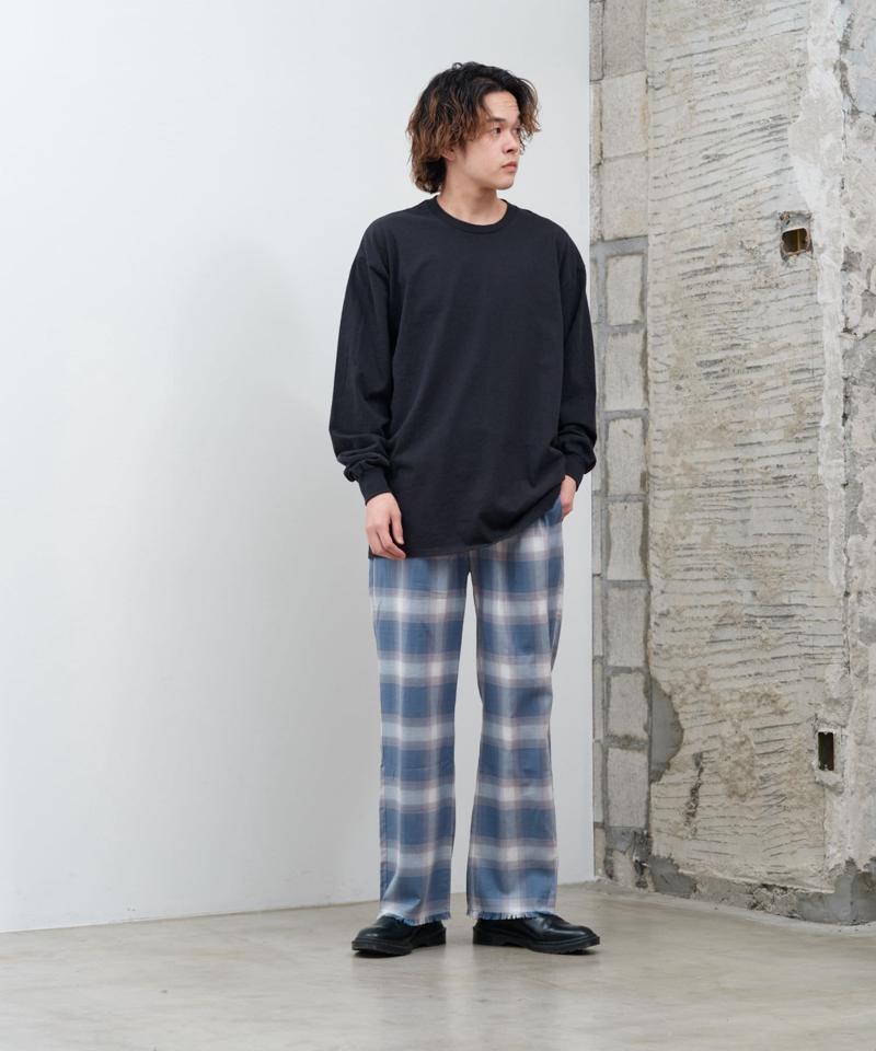 【Kastane】フェイデッドブラックロゴプリントTシャツ