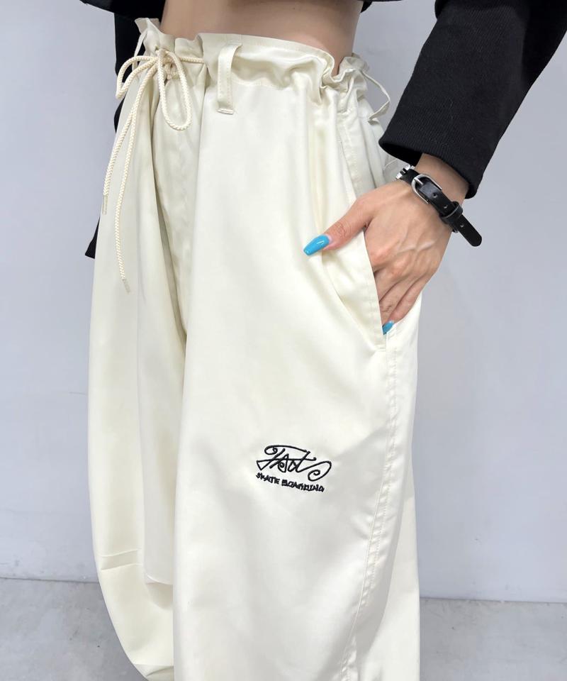 【WHO'S WHO gallery】パラシュートワイドパンツ