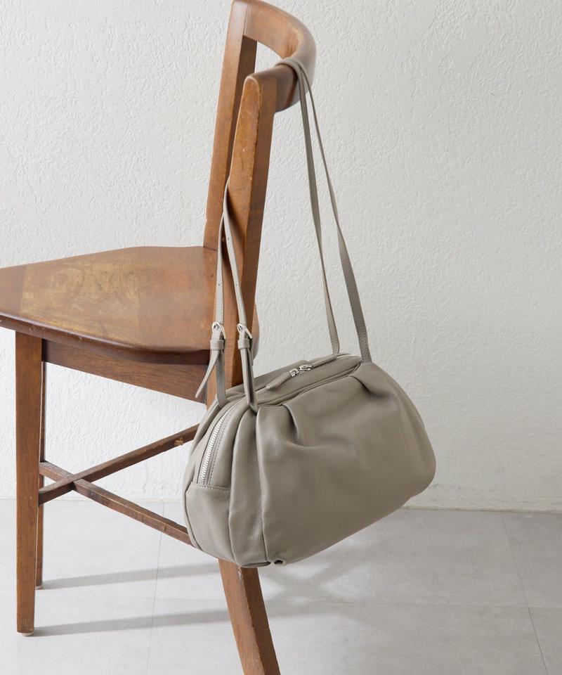 《本革/430g》コロンボストンバッグ