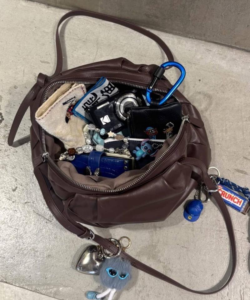 《本革/430g》コロンボストンバッグ