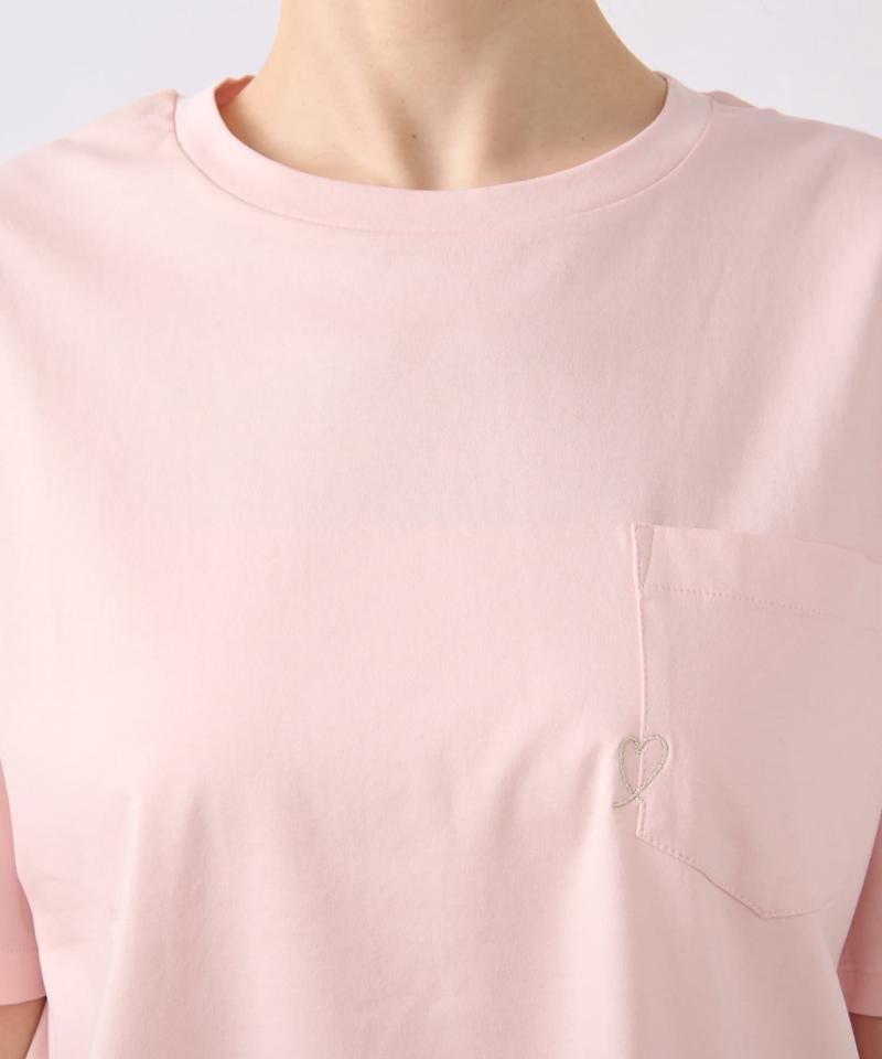 【最高にキュート】ハート刺繍Tシャツ