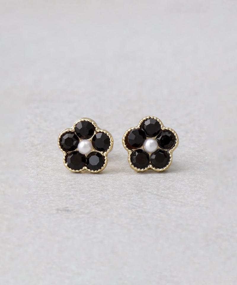 フラワーミニピアス