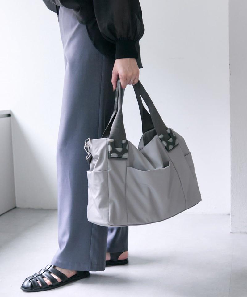 《累計販売5万個突破！/WEB限定カラーあり》 ショルダー付き樹脂パーツトートバッグMサイズ