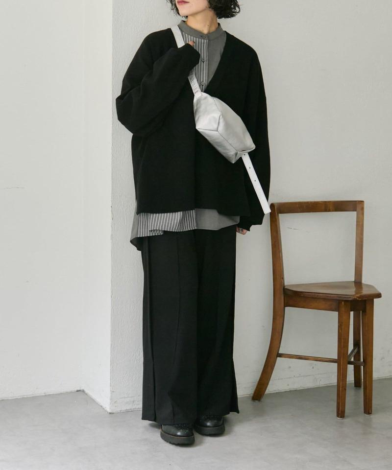 《軽量/本革(山羊革)》ボックスミニショルダーバッグ