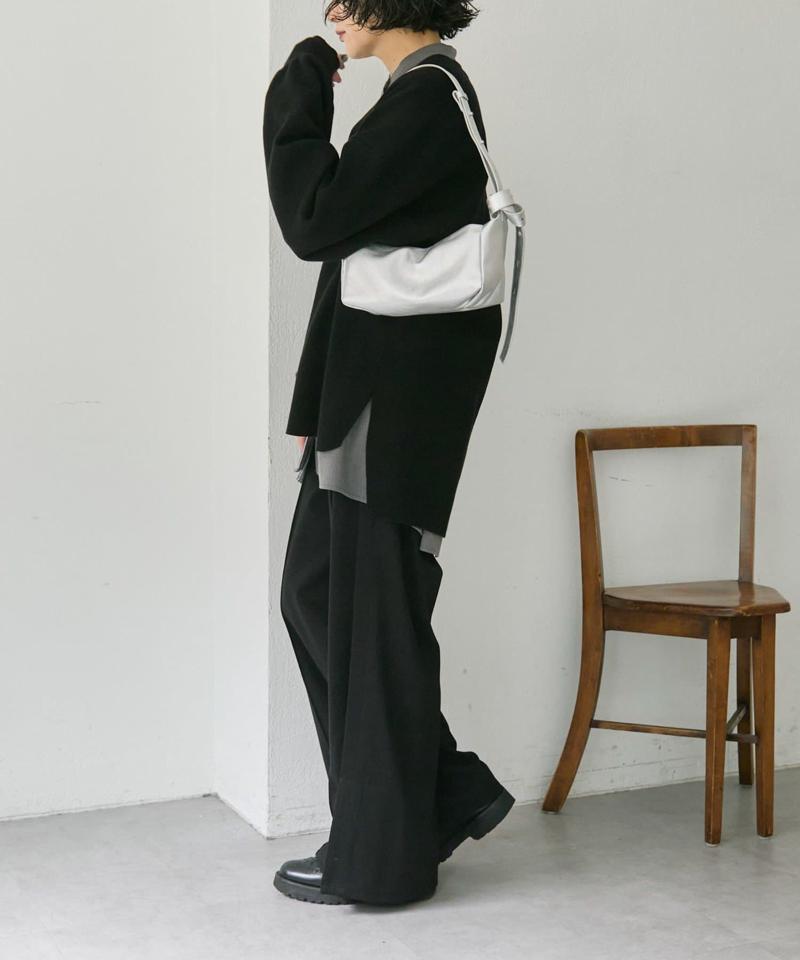 《軽量/本革(山羊革)》ボックスミニショルダーバッグ