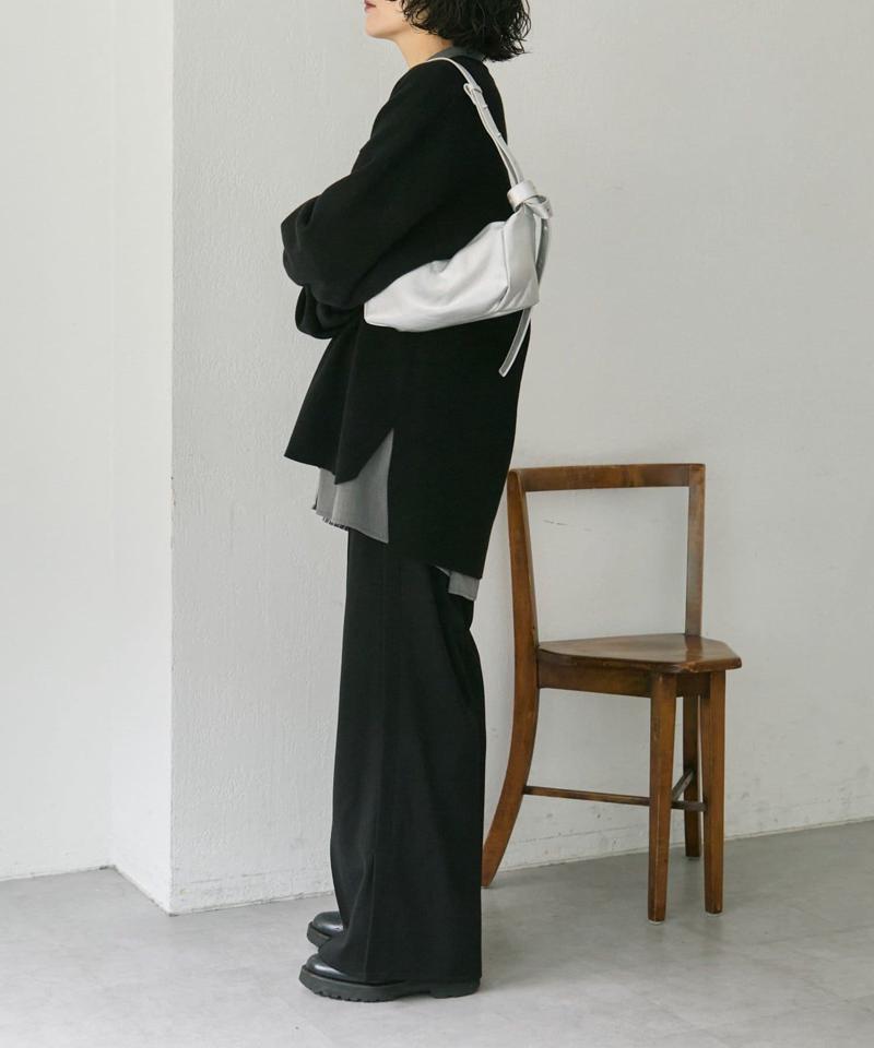 《軽量/本革(山羊革)》ボックスミニショルダーバッグ