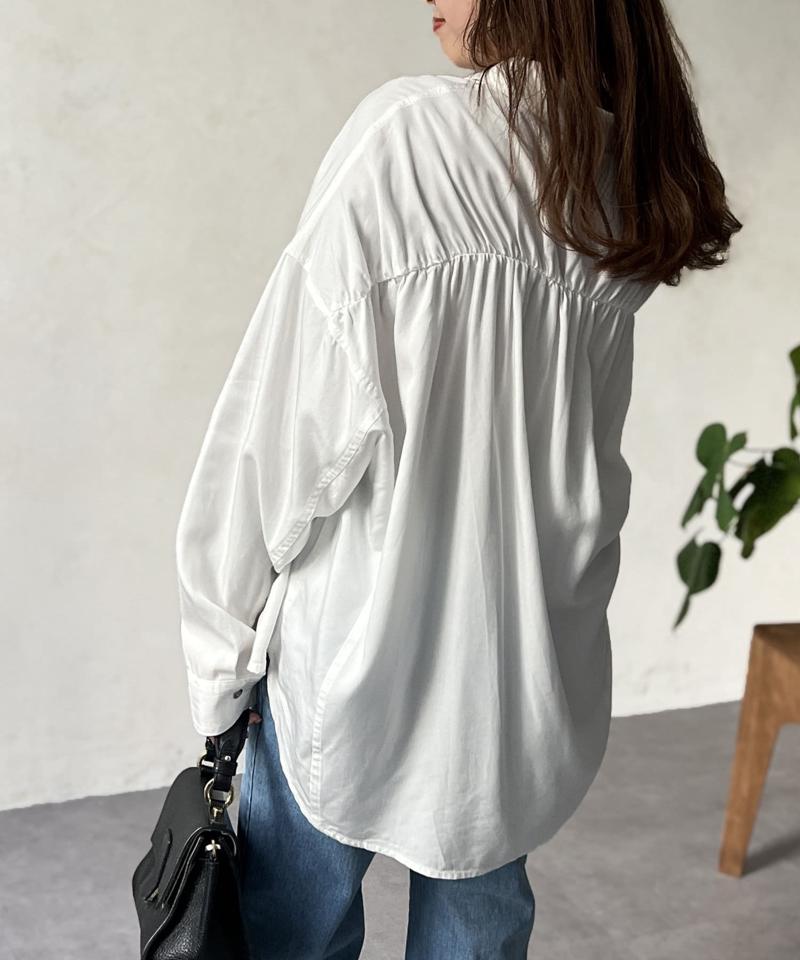 【軽くて柔らかい】【シーズンレス】BACKギャザーパウダー加工デニムシャツ