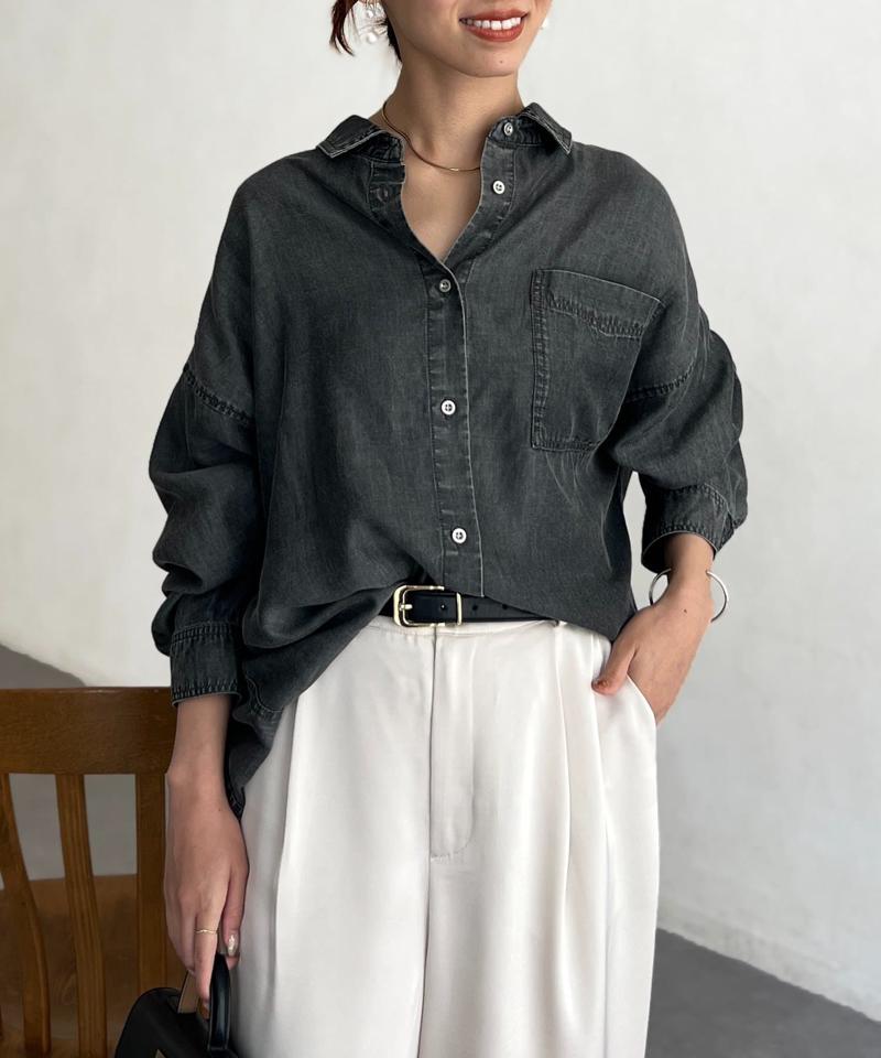 【軽くて柔らかい】【シーズンレス】BACKギャザーパウダー加工デニムシャツ