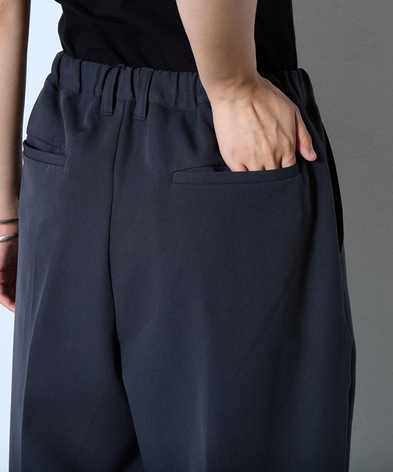 ストレッチイージータックワイドパンツ
