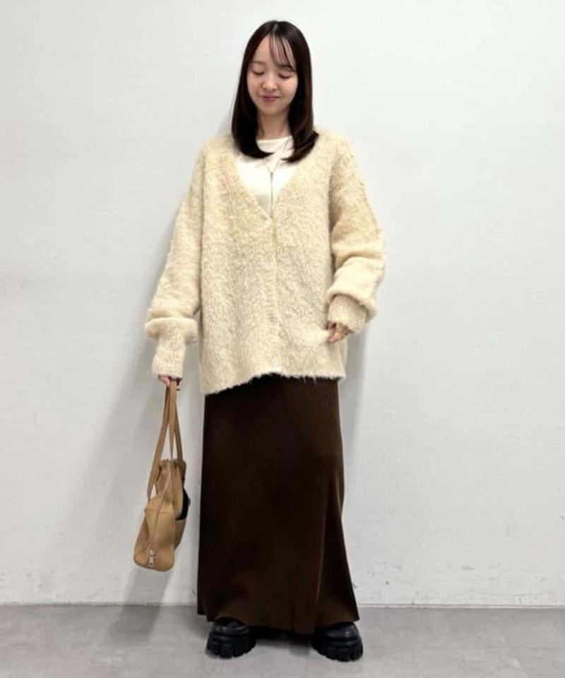 【柔らか素材/15色展開】MIXブークレシャギー配色Vネックカーディガン《WEB限定》