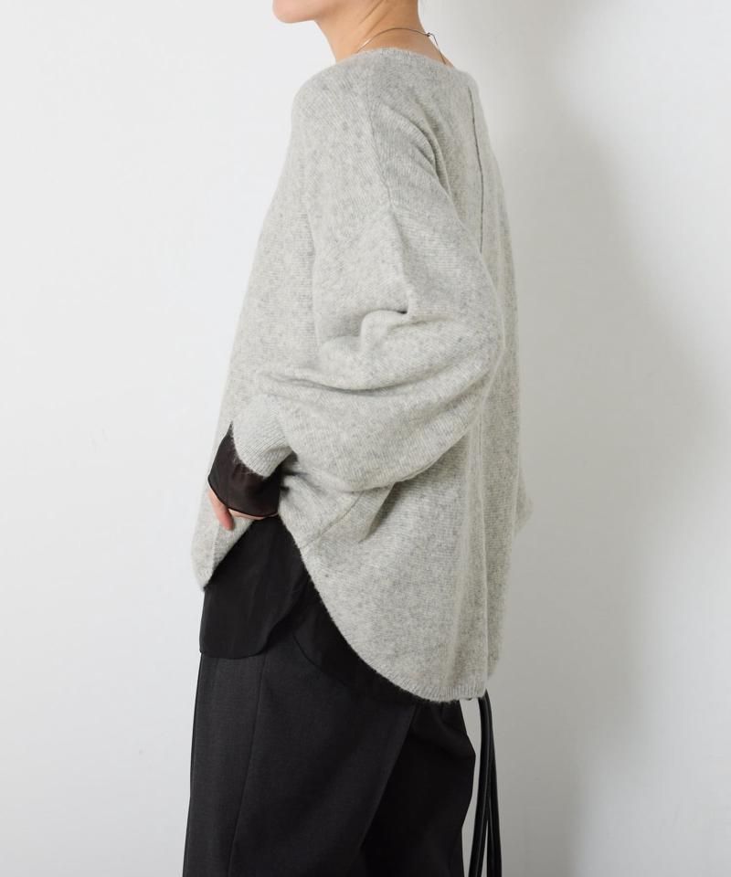 【累計売上1.8万枚】【スクエアネックが登場】 裾シアーロンT