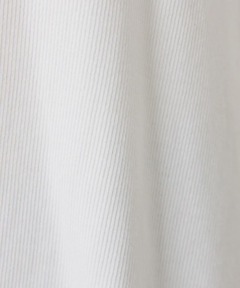 【累計売上1.8万枚】【スクエアネックが登場】 裾シアーロンT