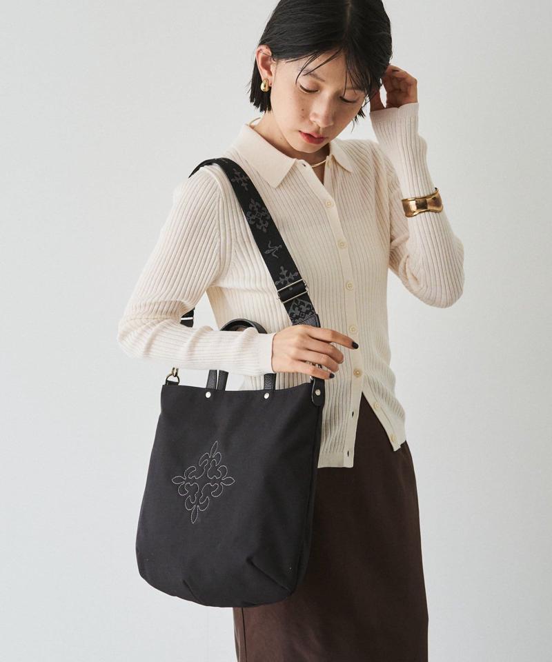 スリム2WAYトートバッグ <ナイロン>