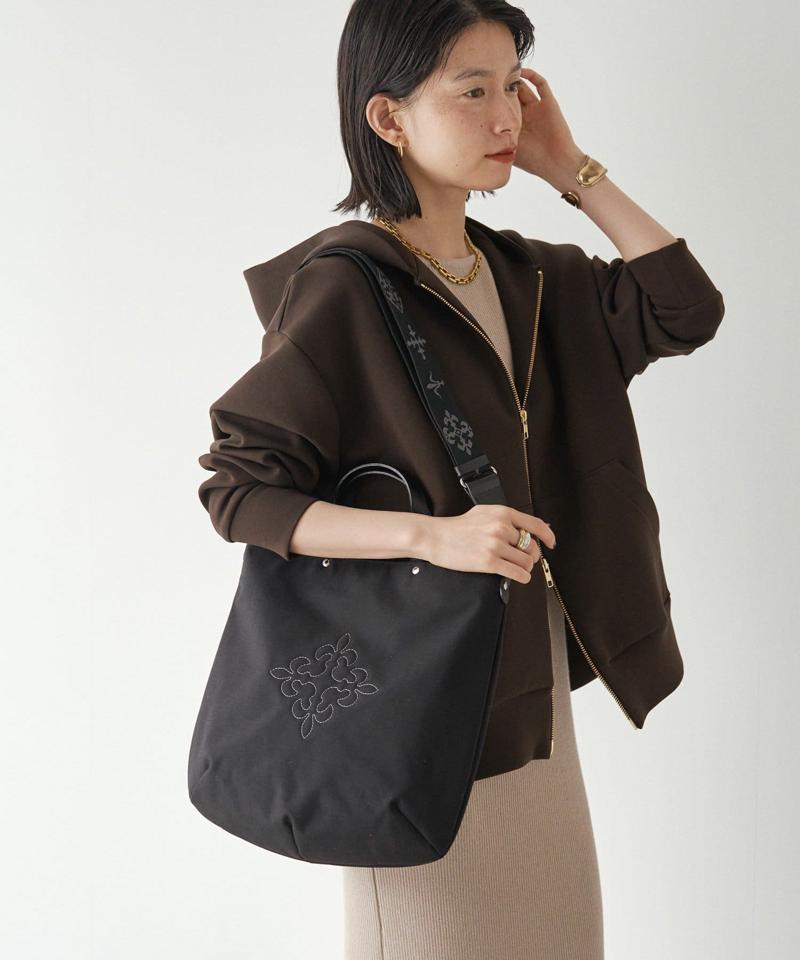 スリム2WAYトートバッグ <ナイロン>