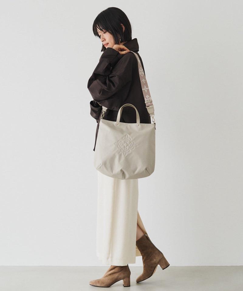 スリム2WAYトートバッグ <ナイロン>