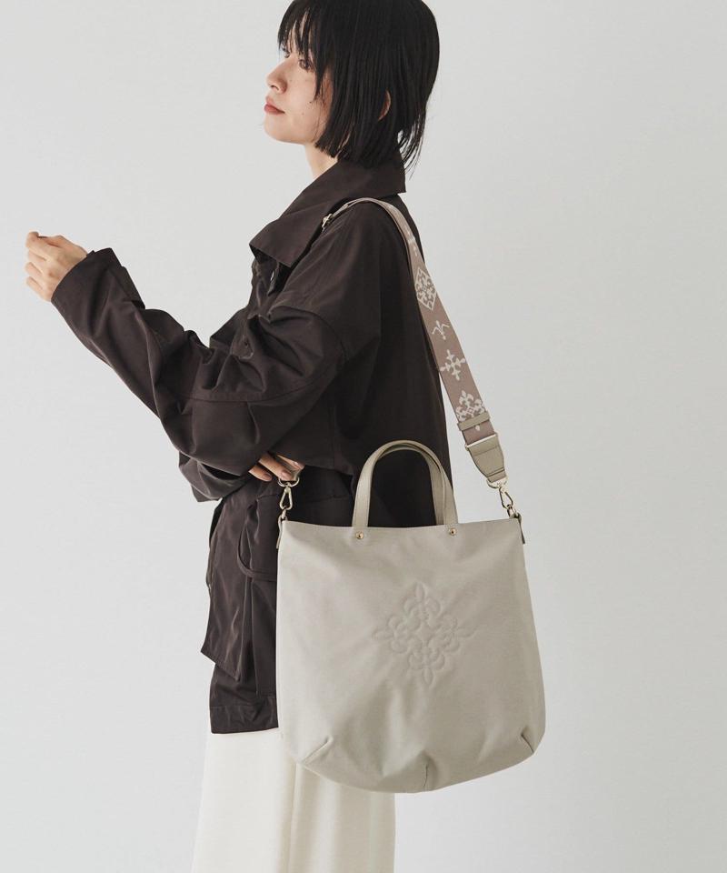 スリム2WAYトートバッグ <ナイロン>