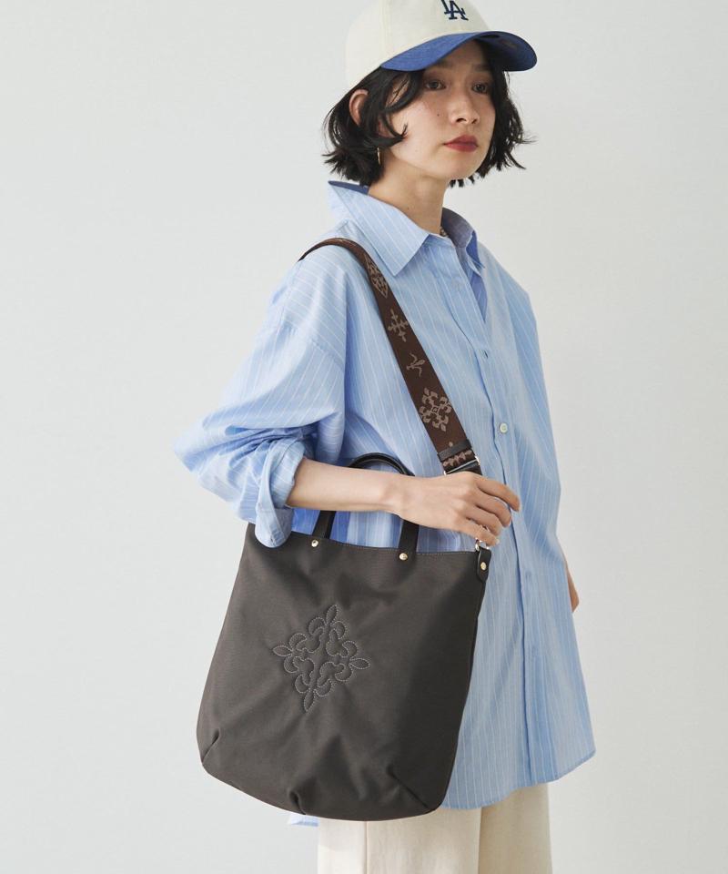 スリム2WAYトートバッグ <ナイロン>