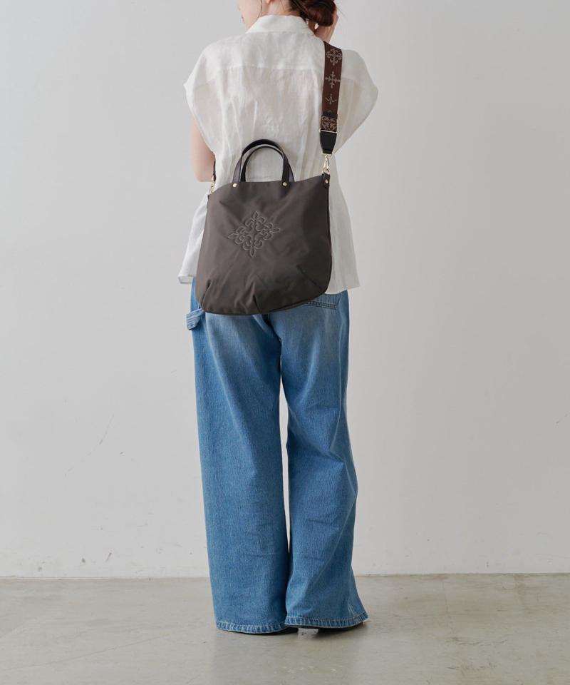 スリム2WAYトートバッグ <ナイロン>