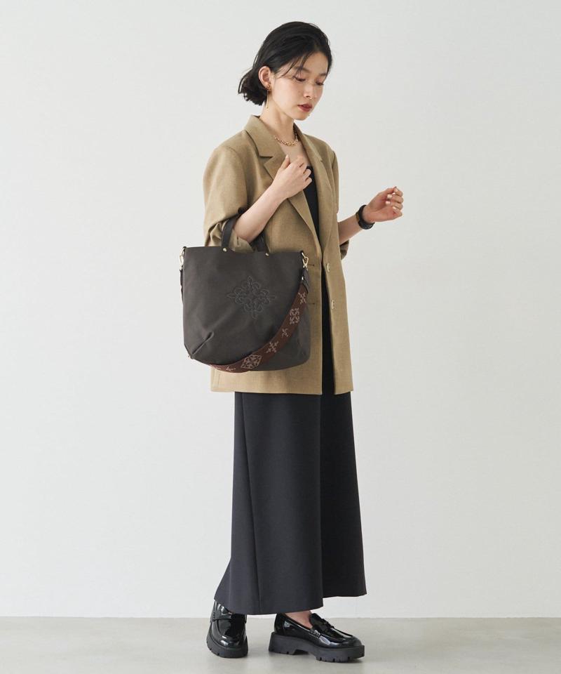 スリム2WAYトートバッグ <ナイロン>