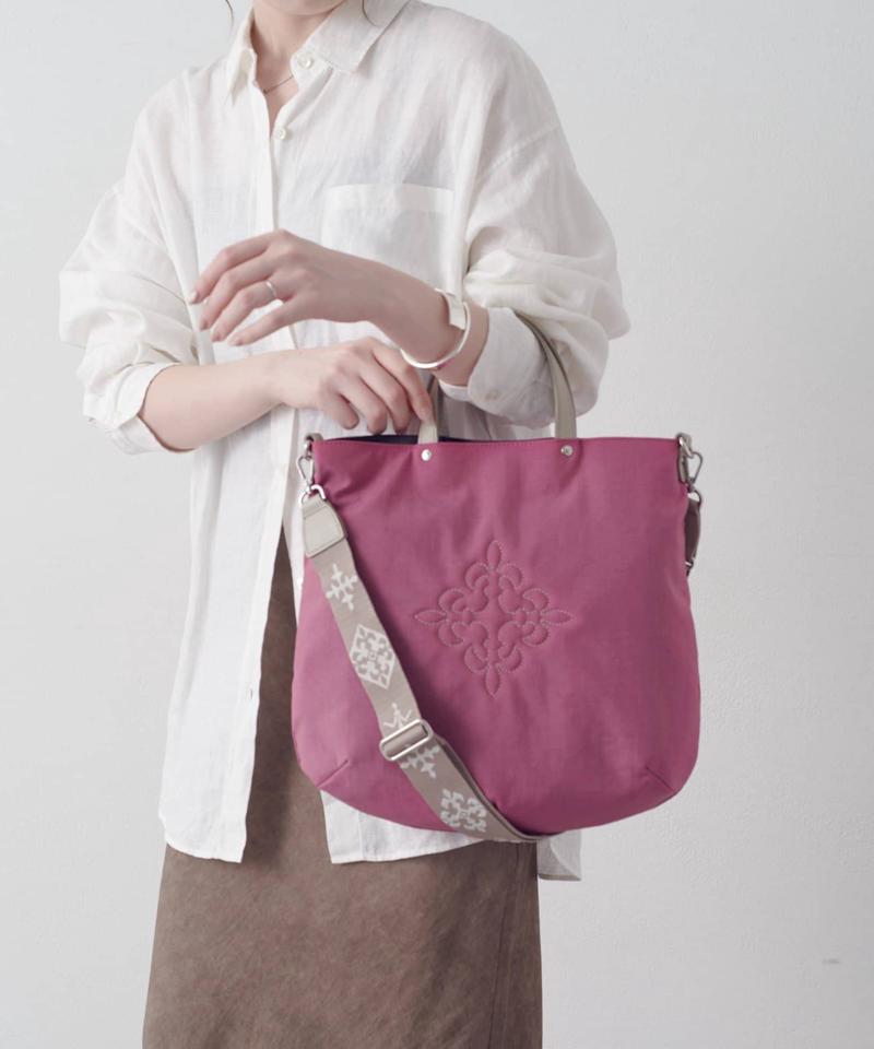 スリム2WAYトートバッグ <ナイロン>