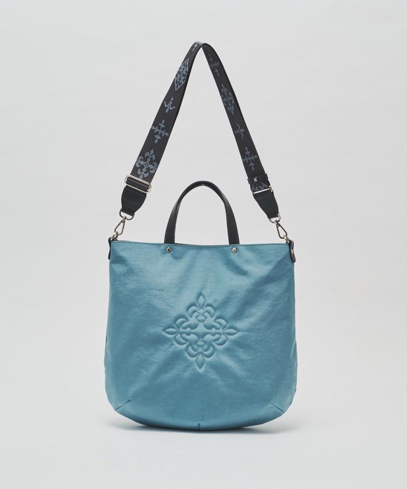 スリム2WAYトートバッグ <ナイロン>